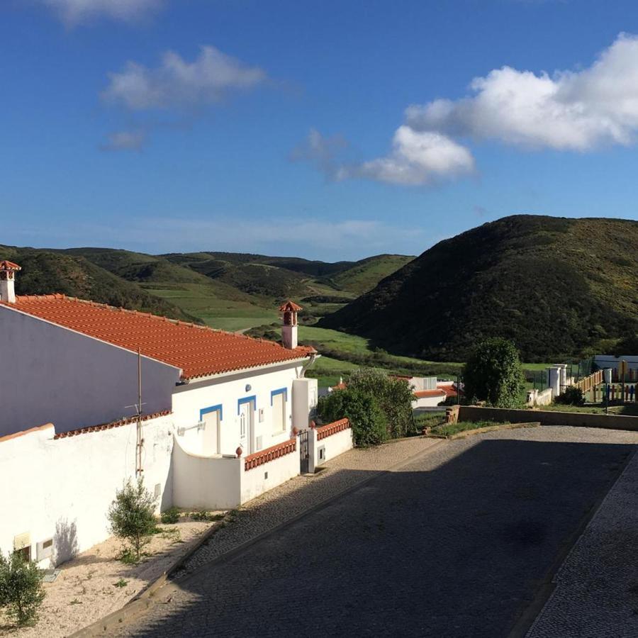 Carrapateira Lodge Bagian luar foto
